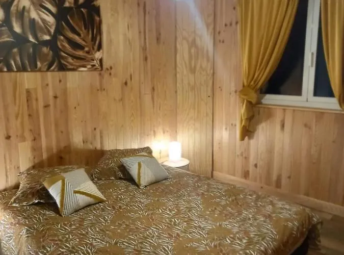 D'hotes O Rendez-vous Bed & Breakfast Roquefeuil